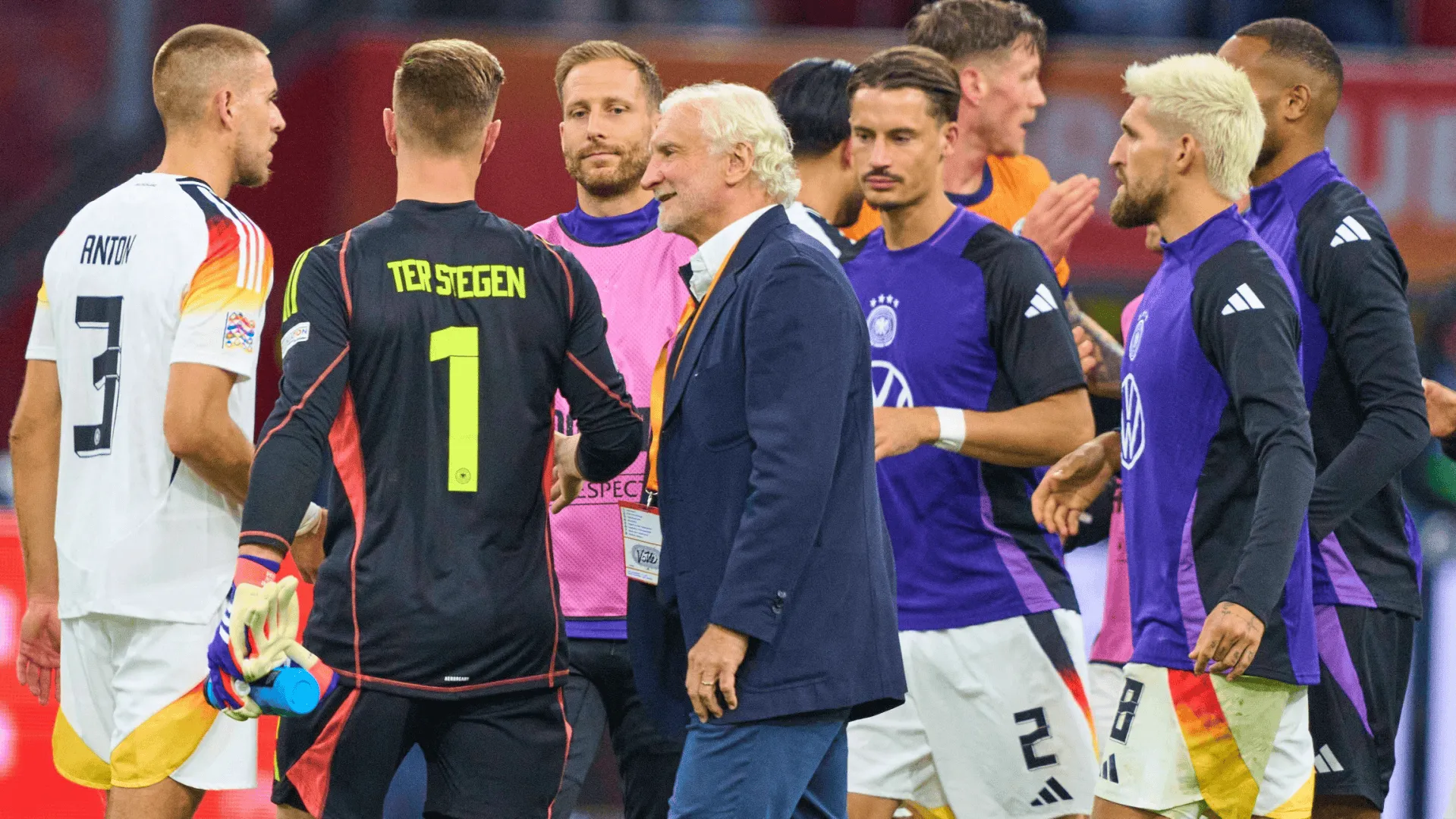 开云体育平台在线-诺伊尔复出无望？沃勒尔：德国的门将是顶级水平，我不担心