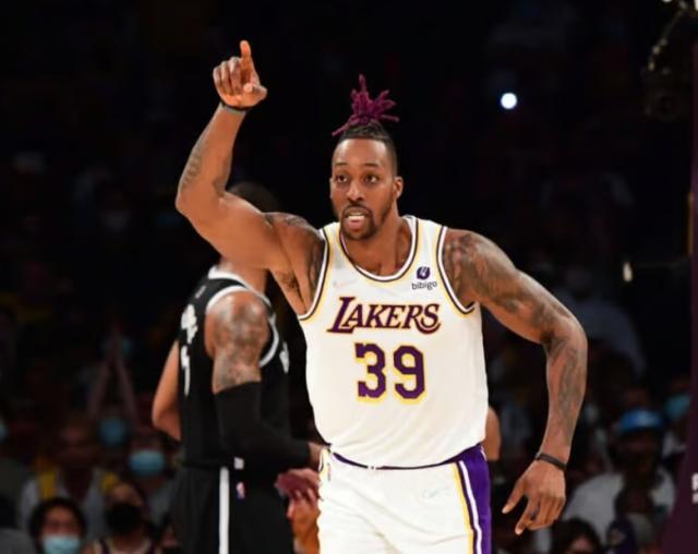 勇士搁置霍华德签约 最后补强目标继续瞄准侧翼