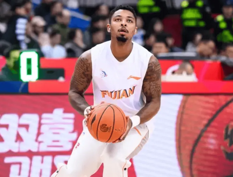 开云网址-皮特森福建首秀全场20中4，三分11中2得到14分3篮板5助攻